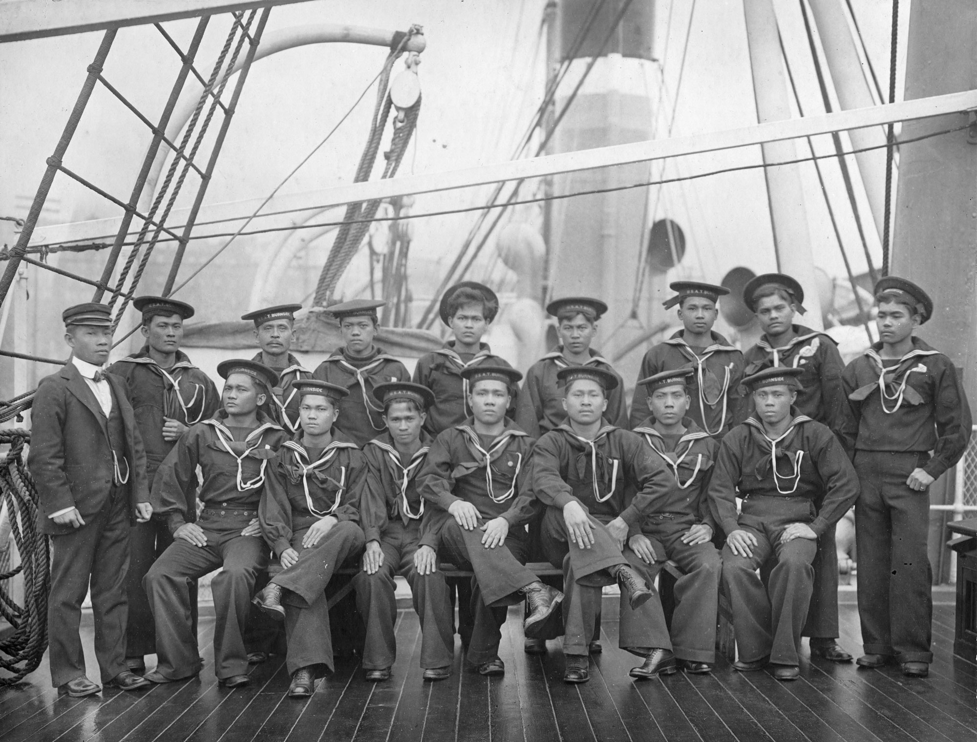 Featured image for “New Exhibit: Filipinos and Washington’s Waterfront”